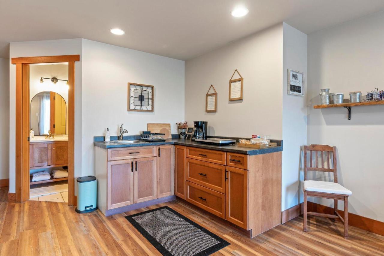 Shawnigan Hills Guest Suite Shawnigan Lake Extérieur photo