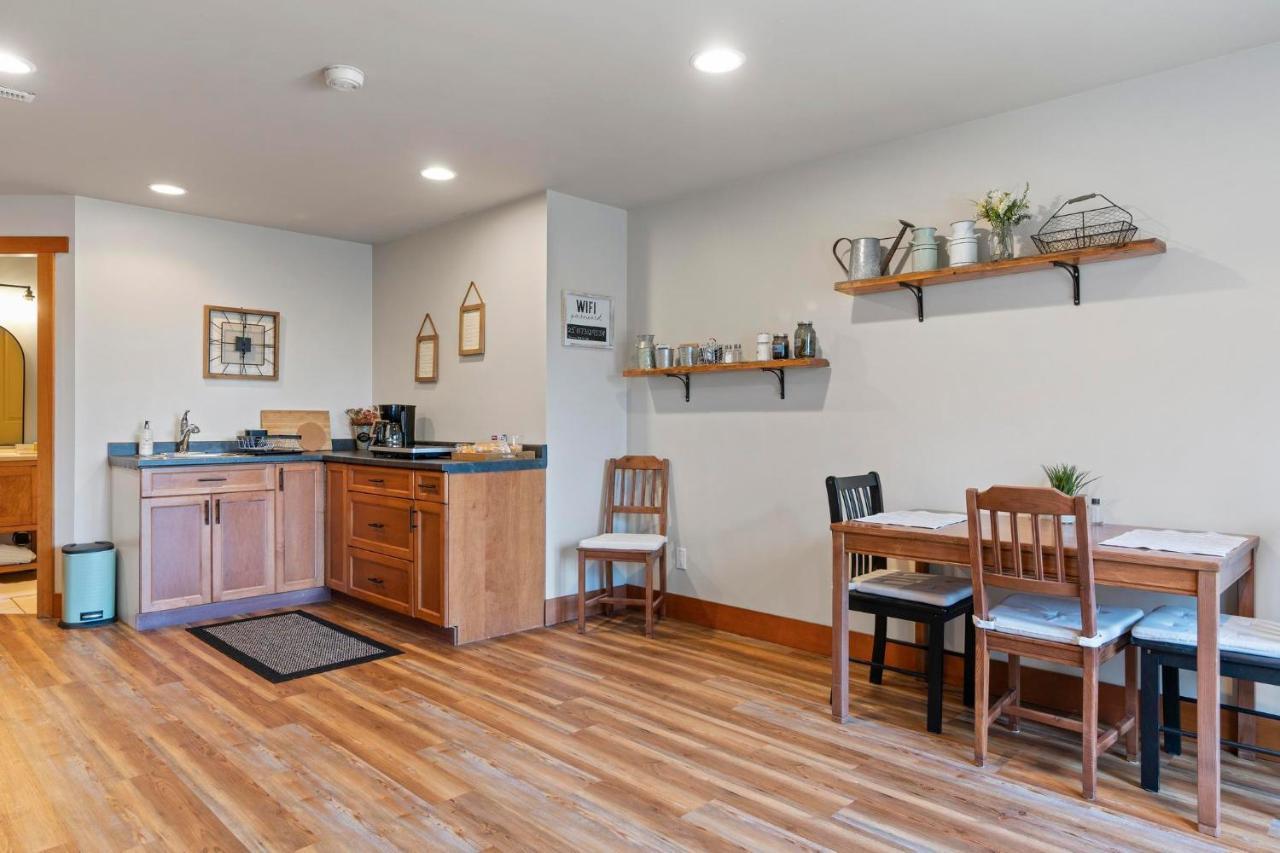 Shawnigan Hills Guest Suite Shawnigan Lake Extérieur photo