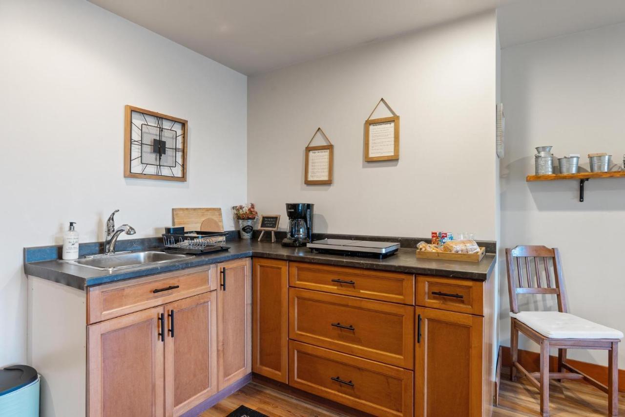 Shawnigan Hills Guest Suite Shawnigan Lake Extérieur photo